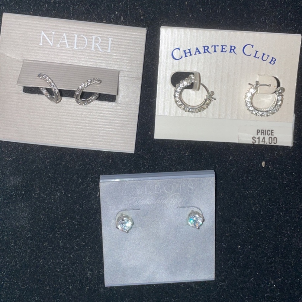 Earring bundle - Picture 2 of 7